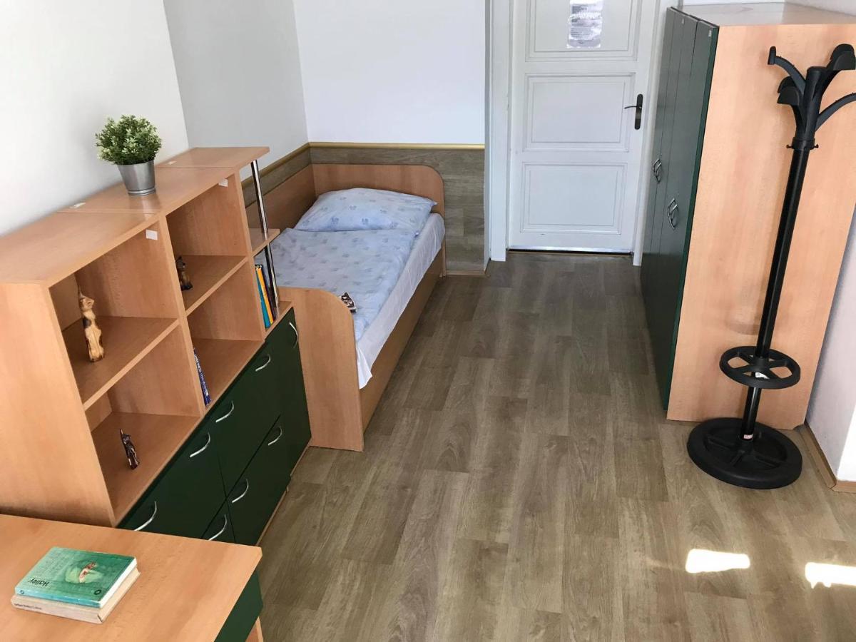 Hostel Masarykova Praha Bagian luar foto