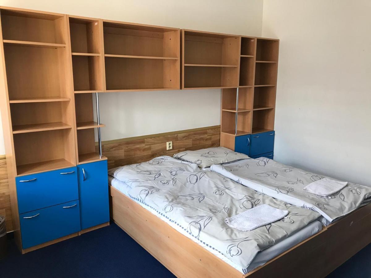 Hostel Masarykova Praha Bagian luar foto